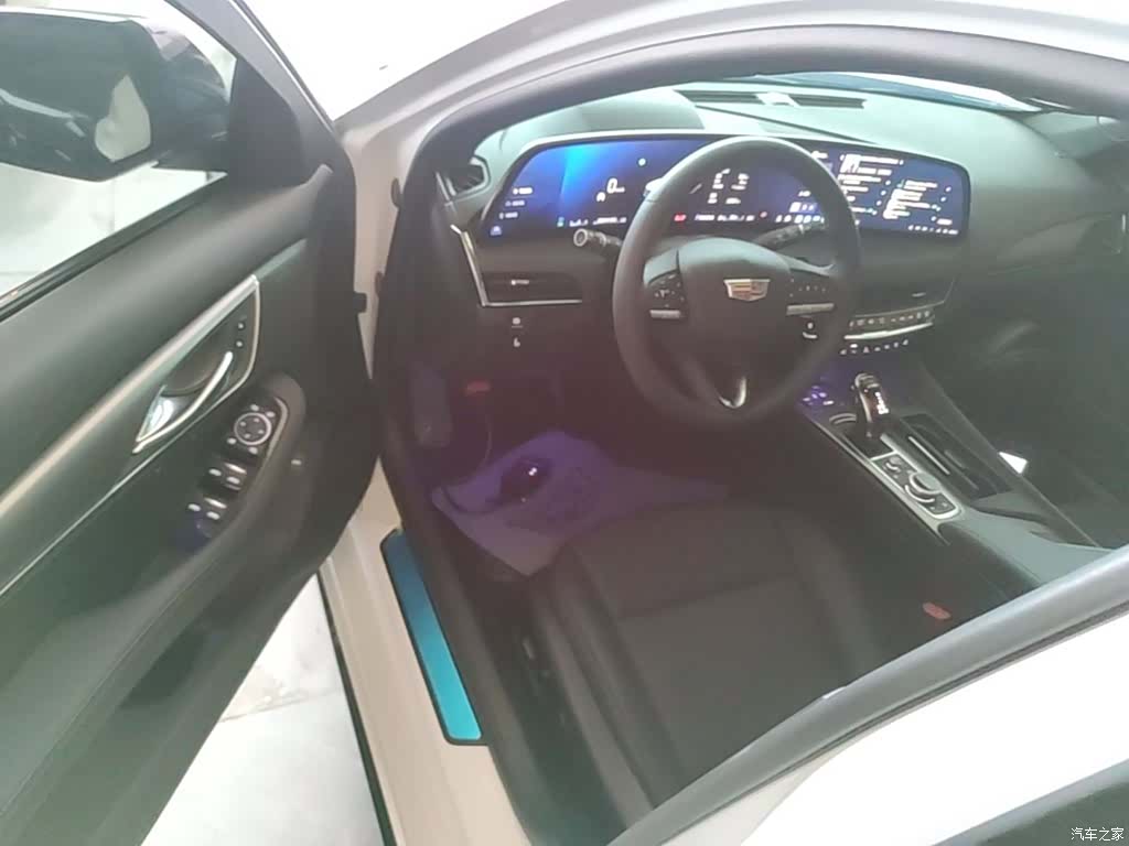 Cadillac CT5, 2025 16