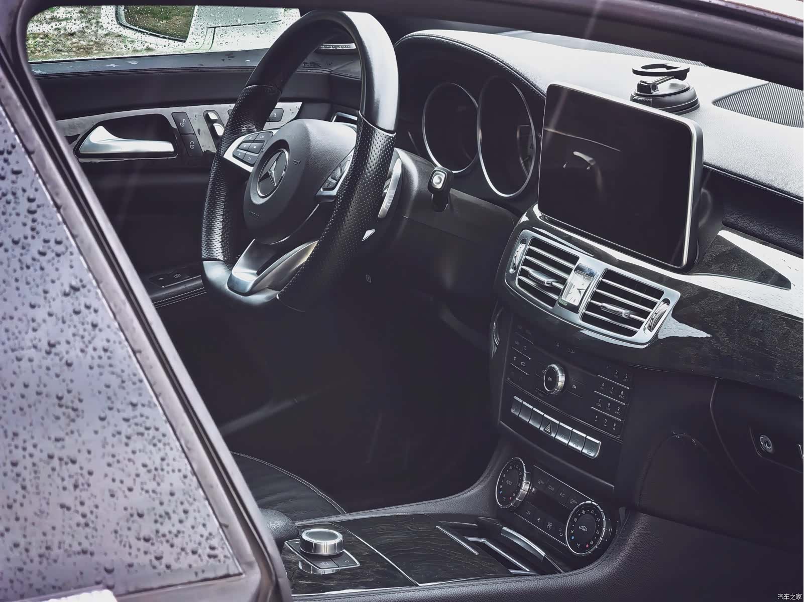 Mercedes-Benz CLS, 2017 22