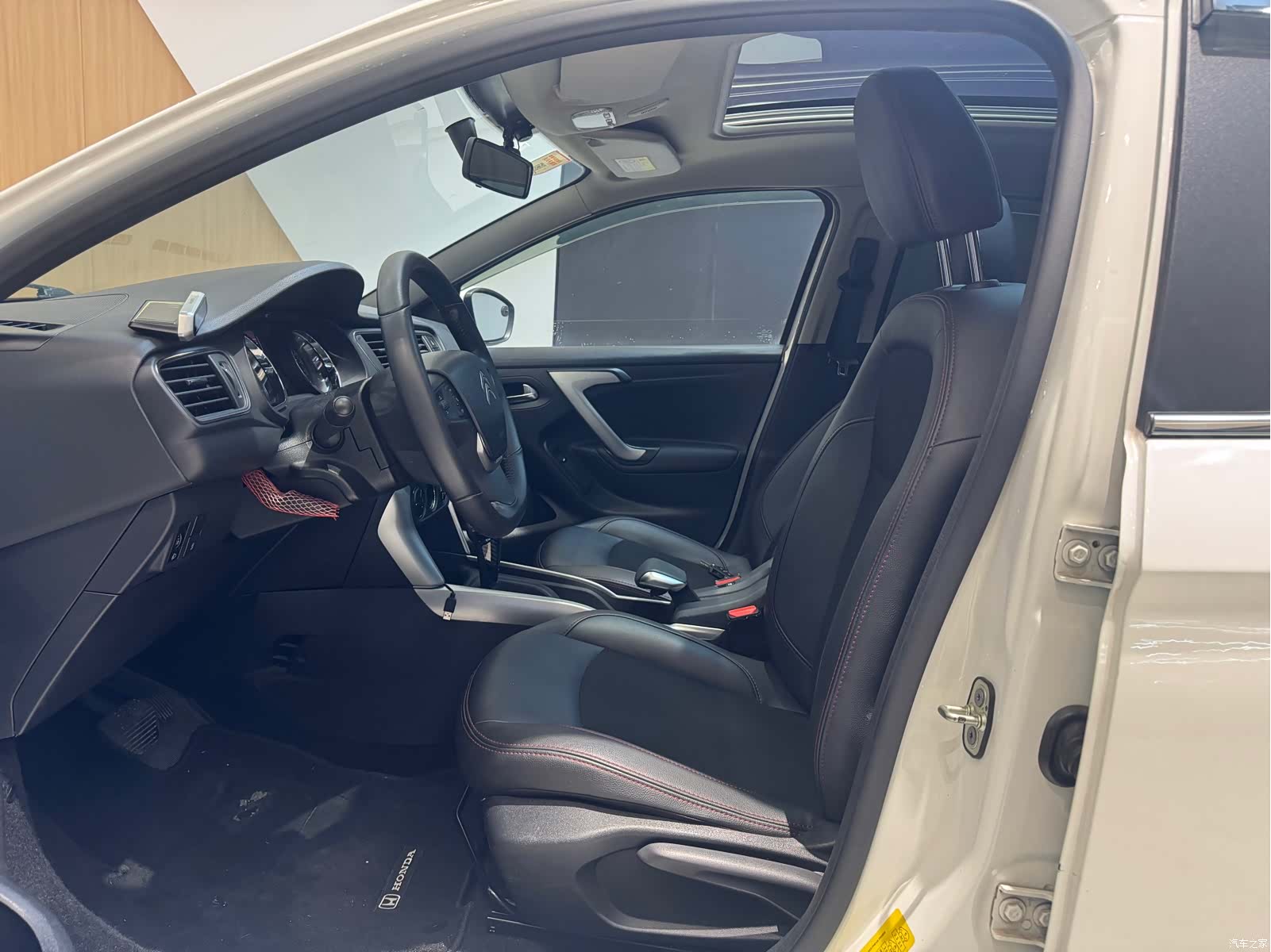 Citroen C3-XR, 2016 9