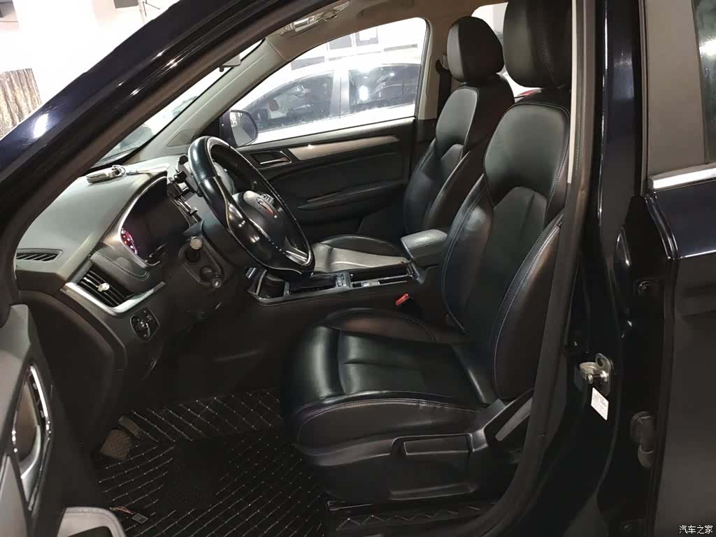 Roewe RX5, 2021 11