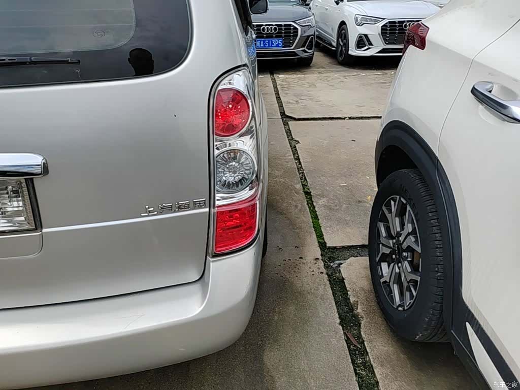 Buick GL8, 2016 8