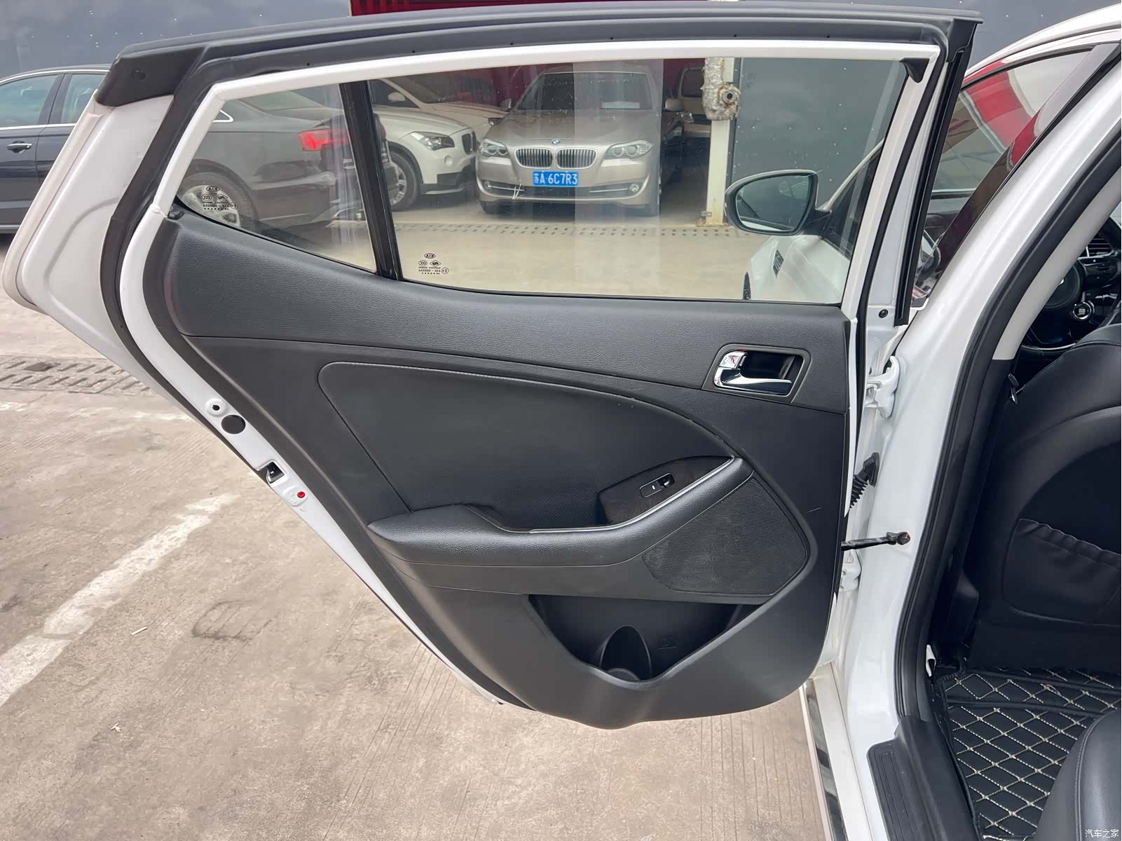 Kia K5, 2015 11