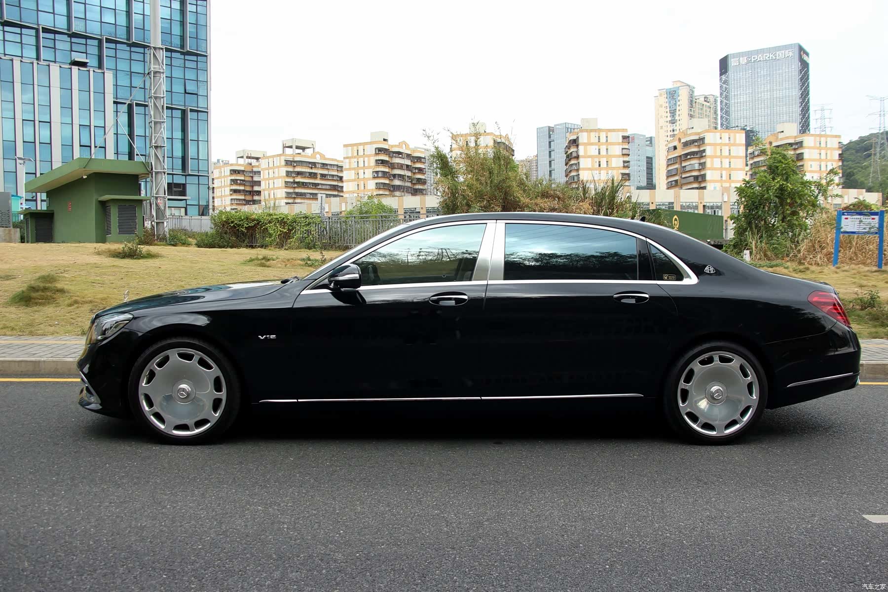 Maybach S-Class, 2018 3