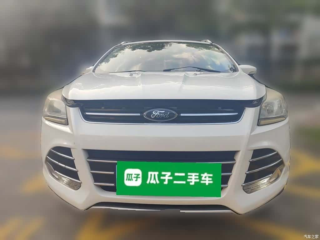 Ford Kuga, 2015 3