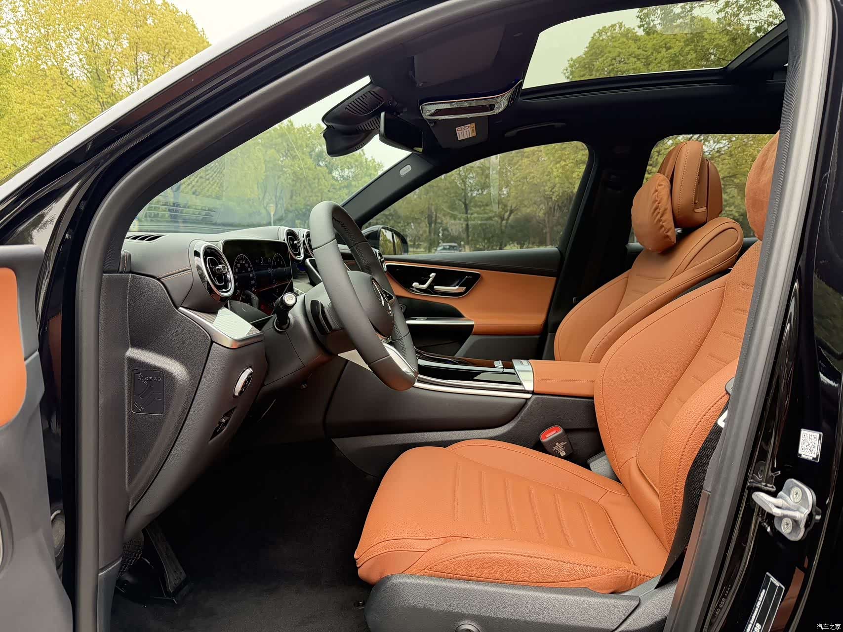 Mercedes-Benz GLC, 2024 10