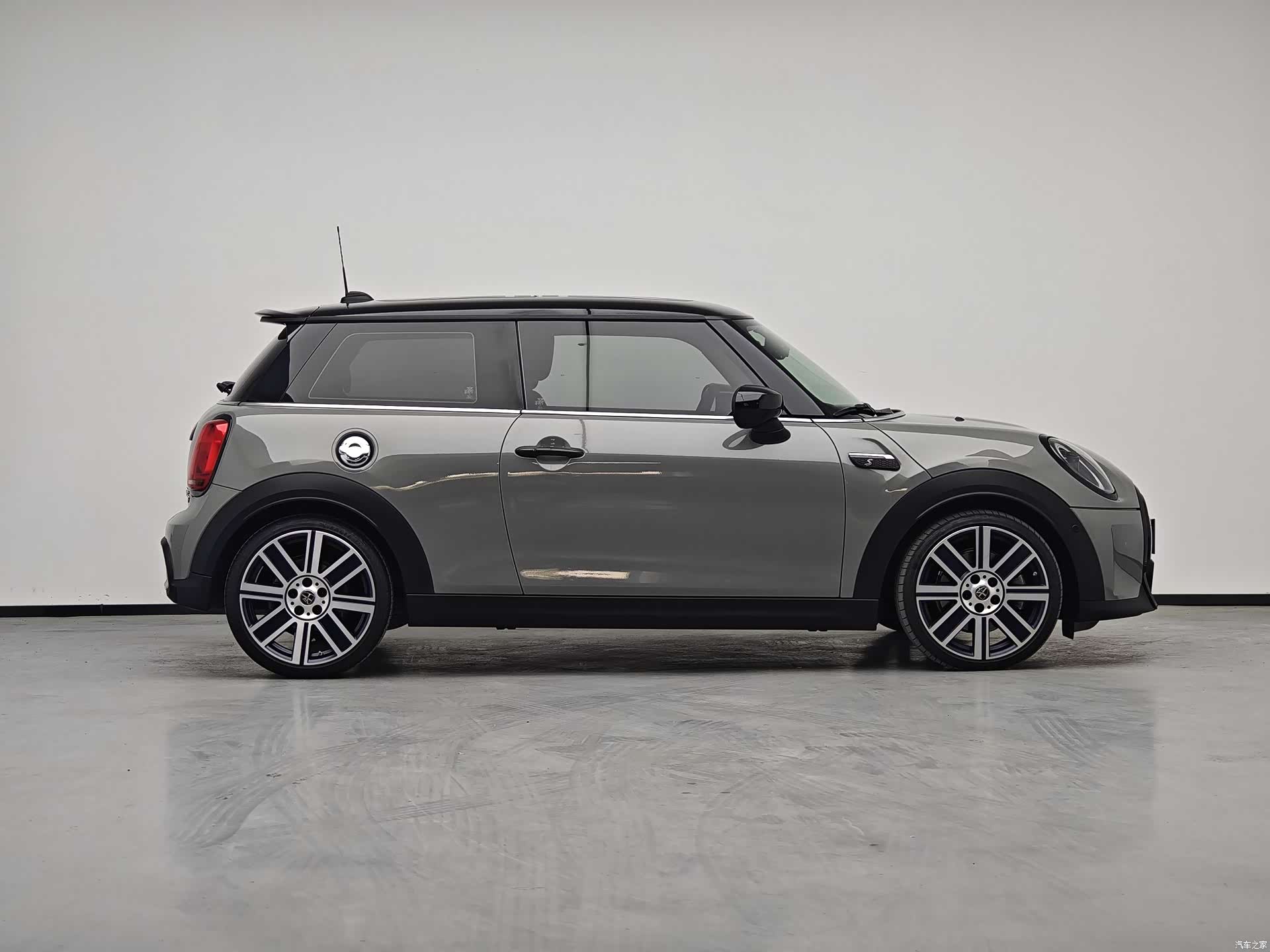 Mini Cooper, 2022 19
