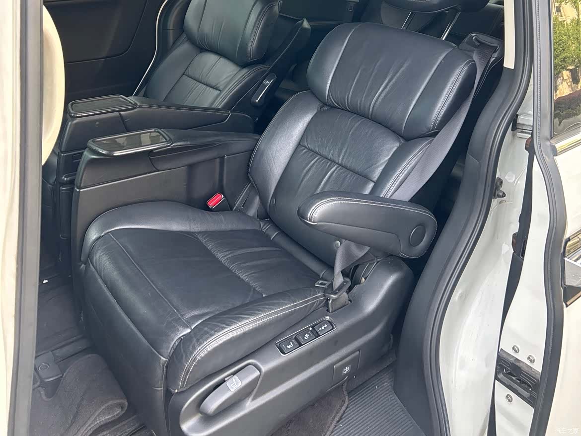 Honda Elysion, 2019 11