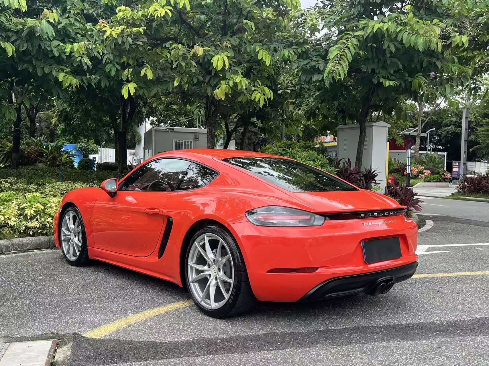 Porsche Cayman, 2019 13
