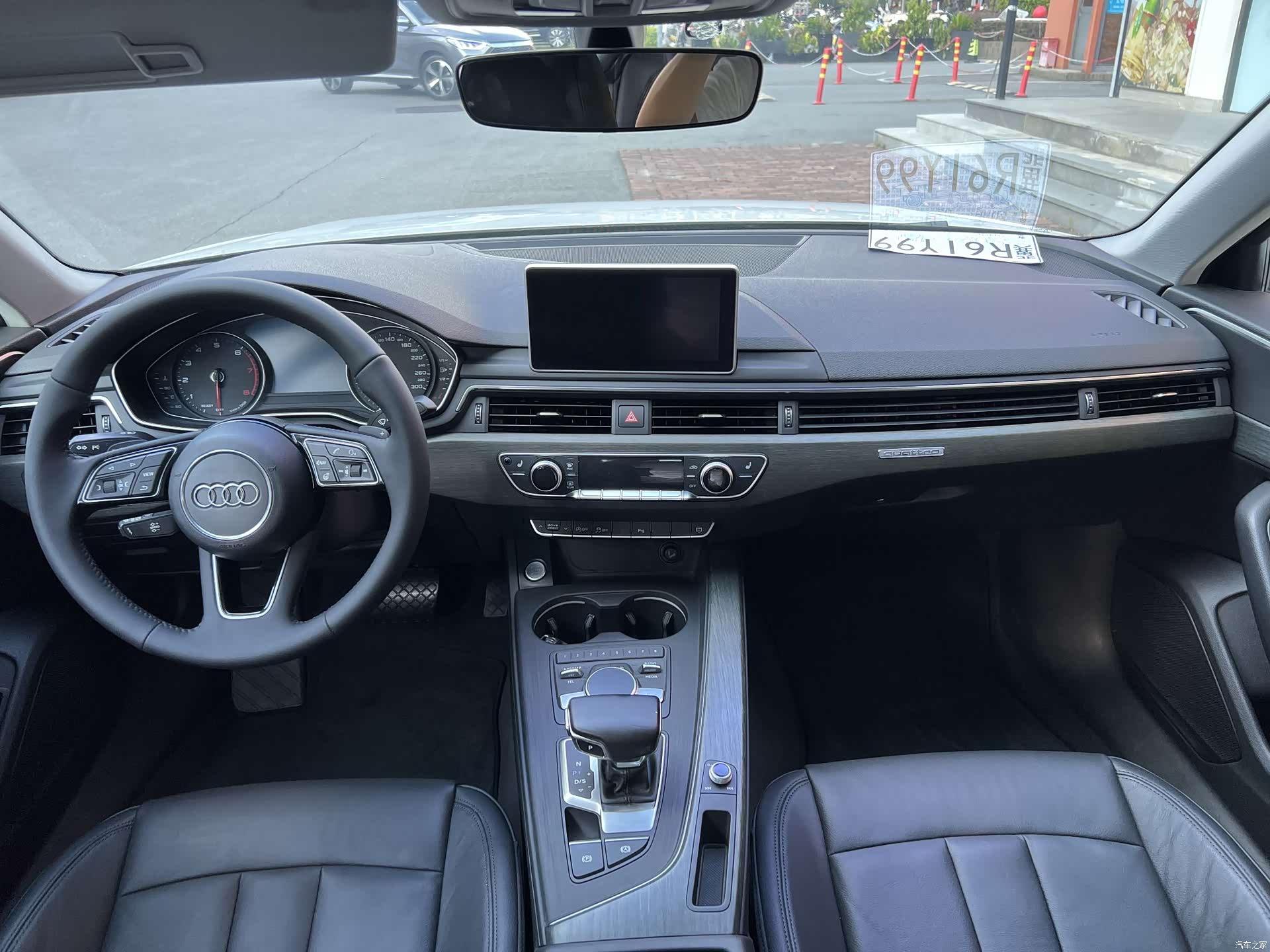 Audi A4L, 2017 все фото