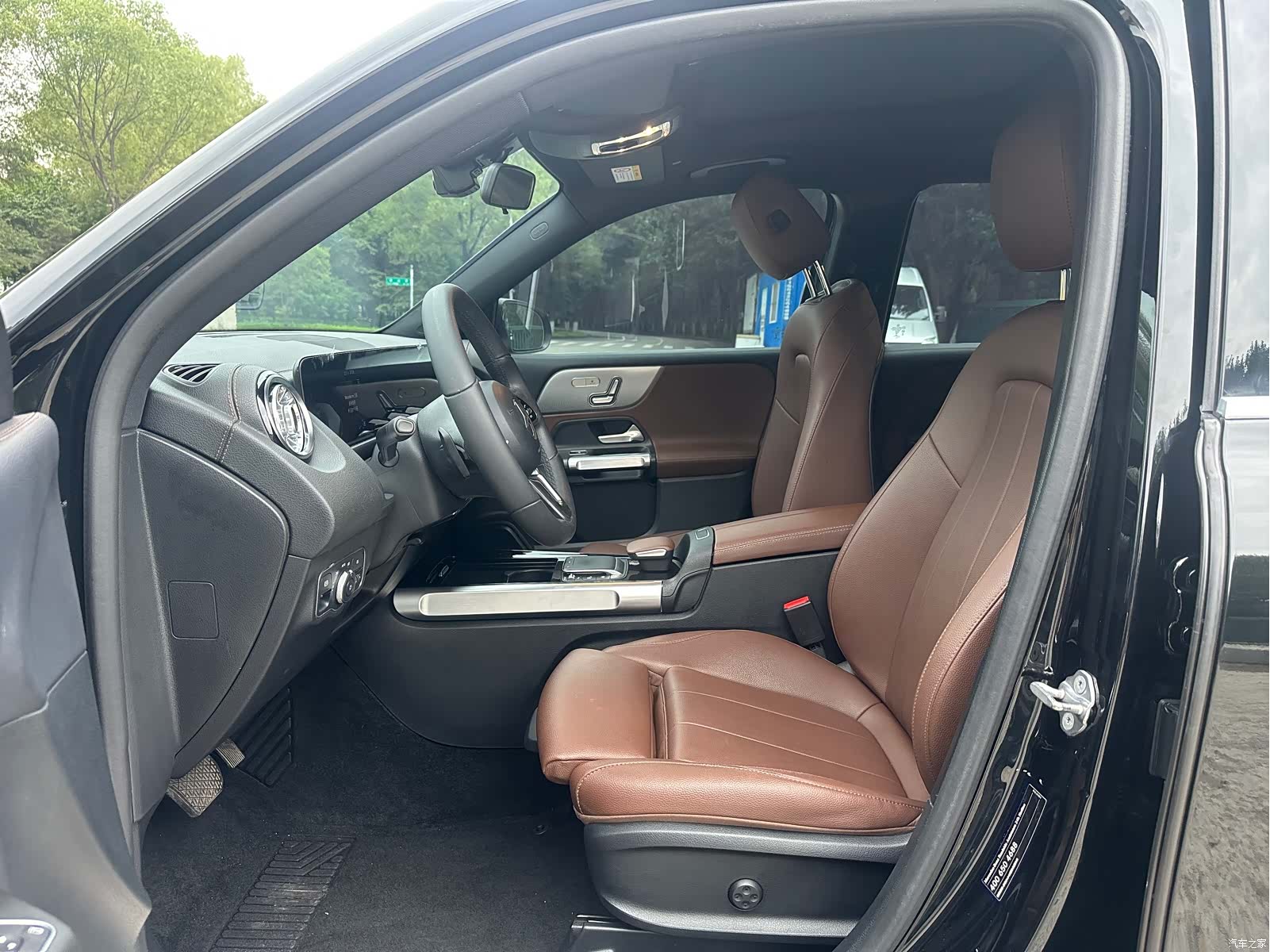 Mercedes-Benz GLB, 2021 4