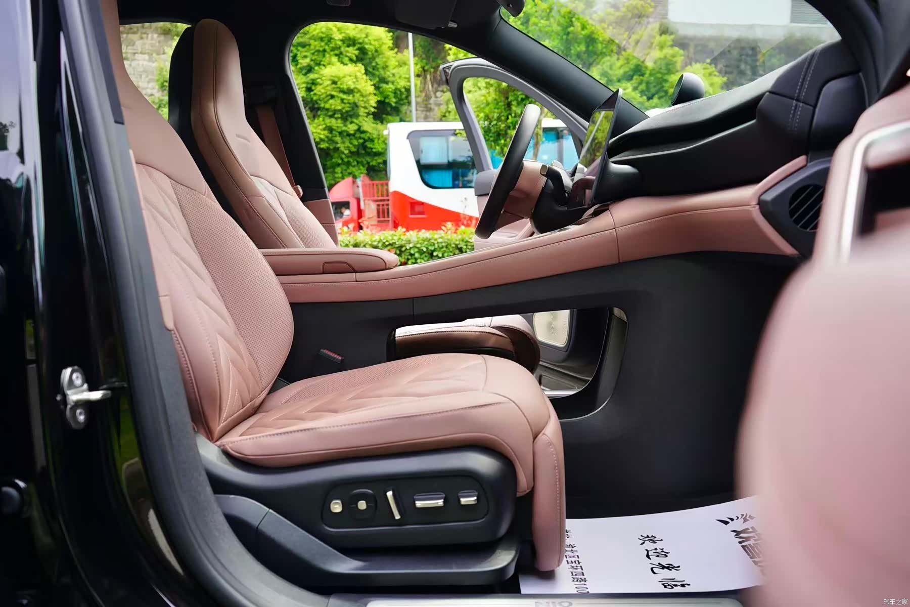 NIO EC6, 2025 9