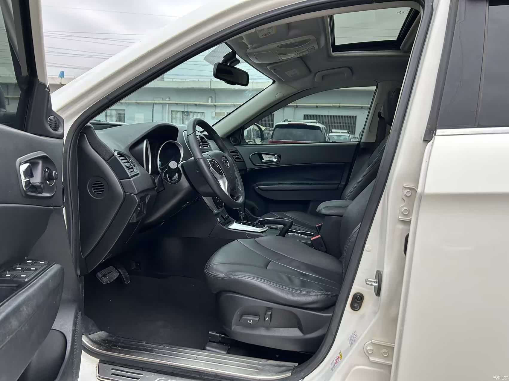 GAC GS5, 2014 4