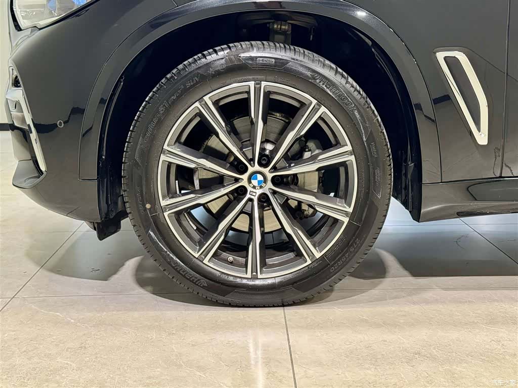 BMW X5, 2023 11