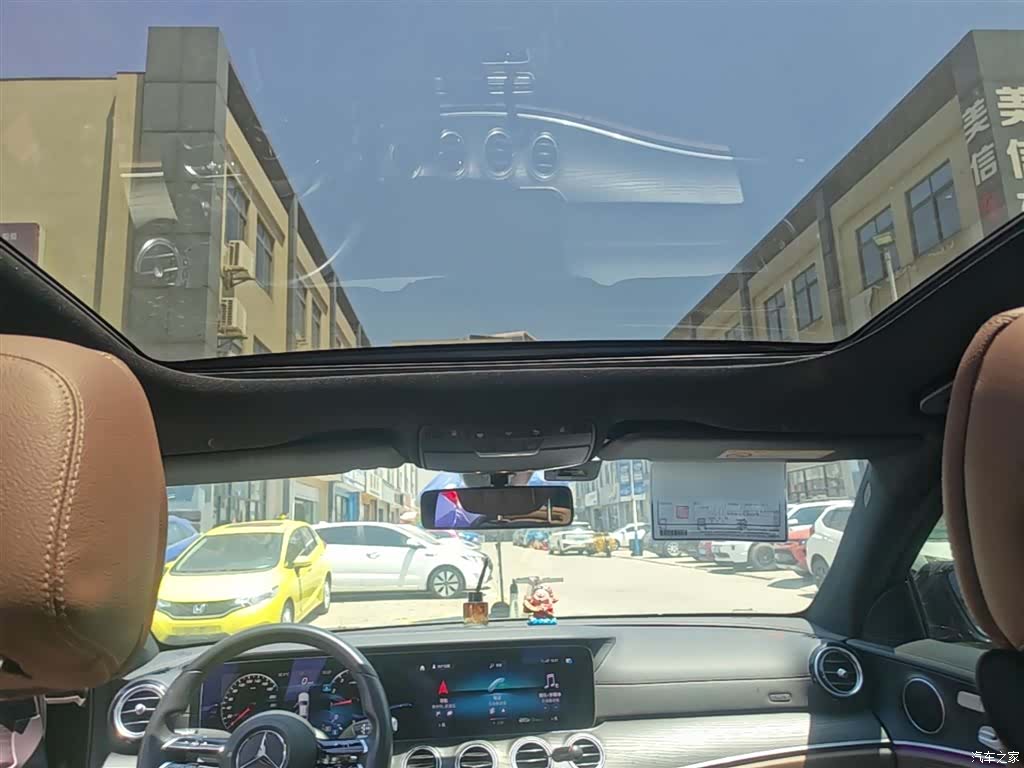 Mercedes-Benz E-Class, 2021 18