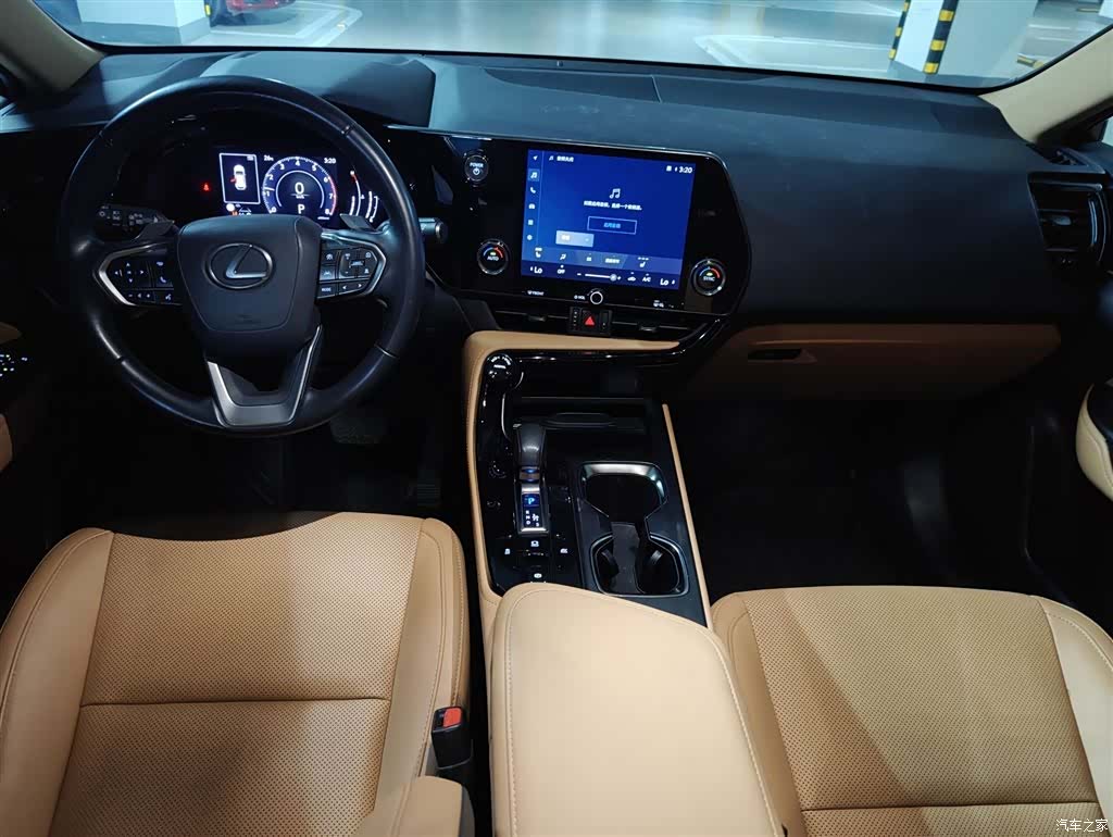 Lexus NX, 2023 все фото