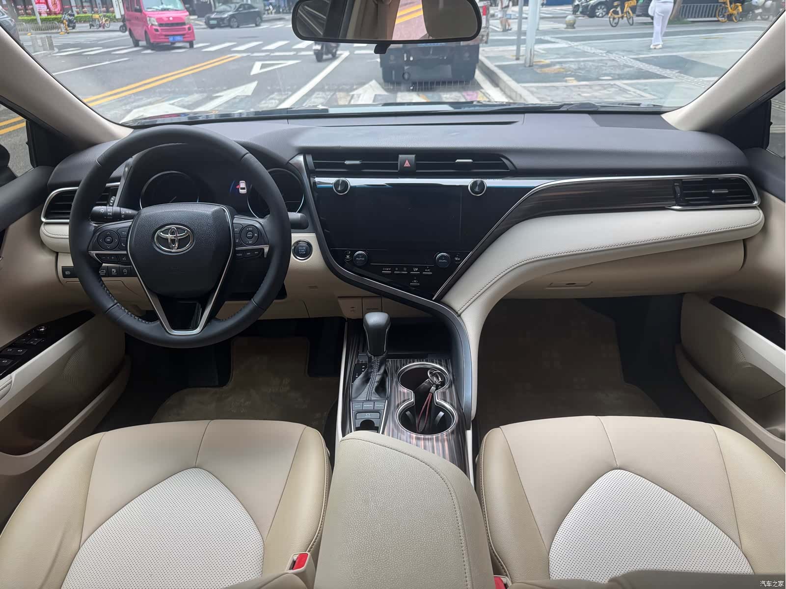 Toyota Camry, 2019 6
