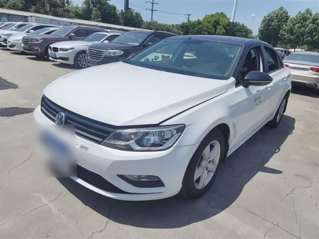 Volkswagen Lamando