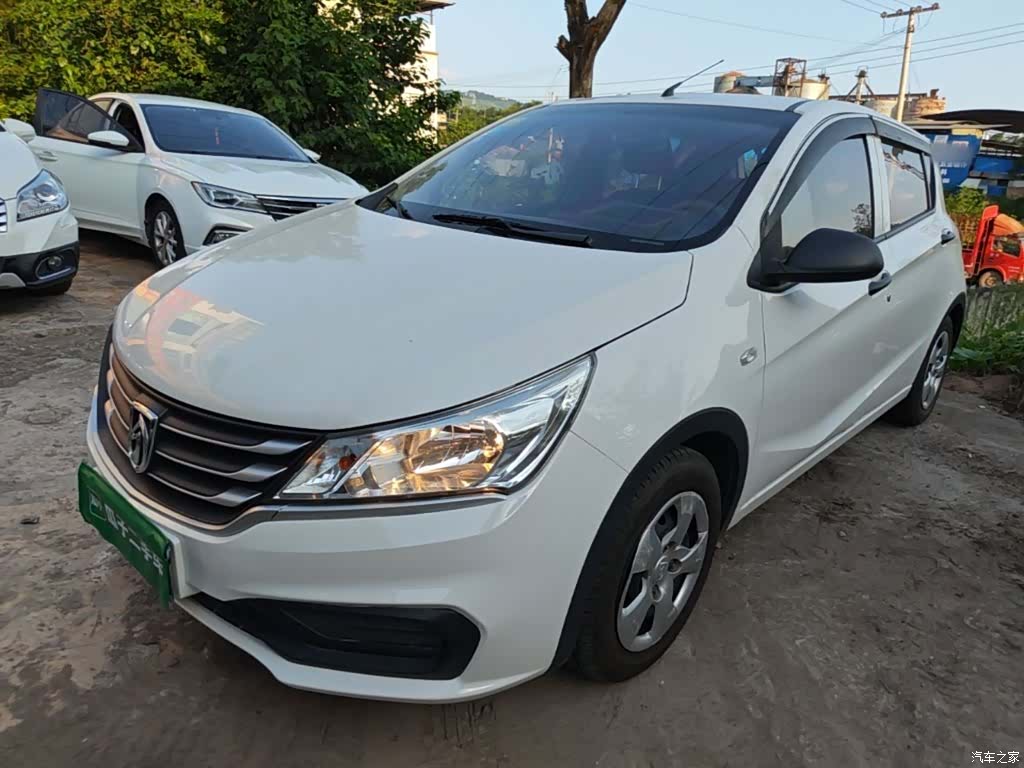 Wuling 310, 2017 2