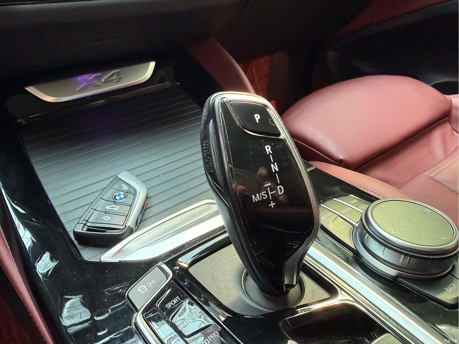 BMW X4, 2020 12