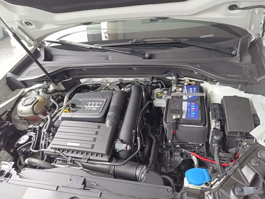 Audi Q2L 2020, фото 20