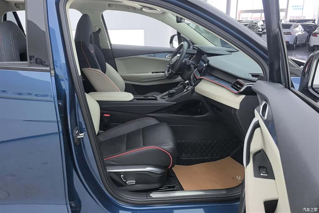Lynk & Co 02, 2022 8