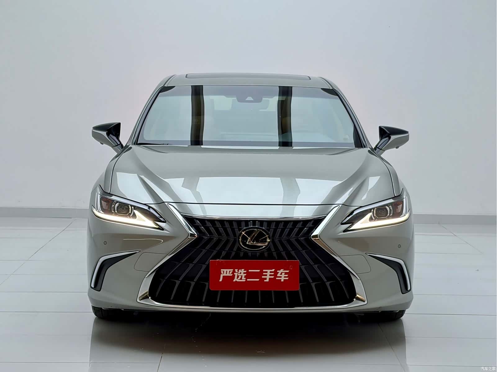 Lexus ES, 2024 2