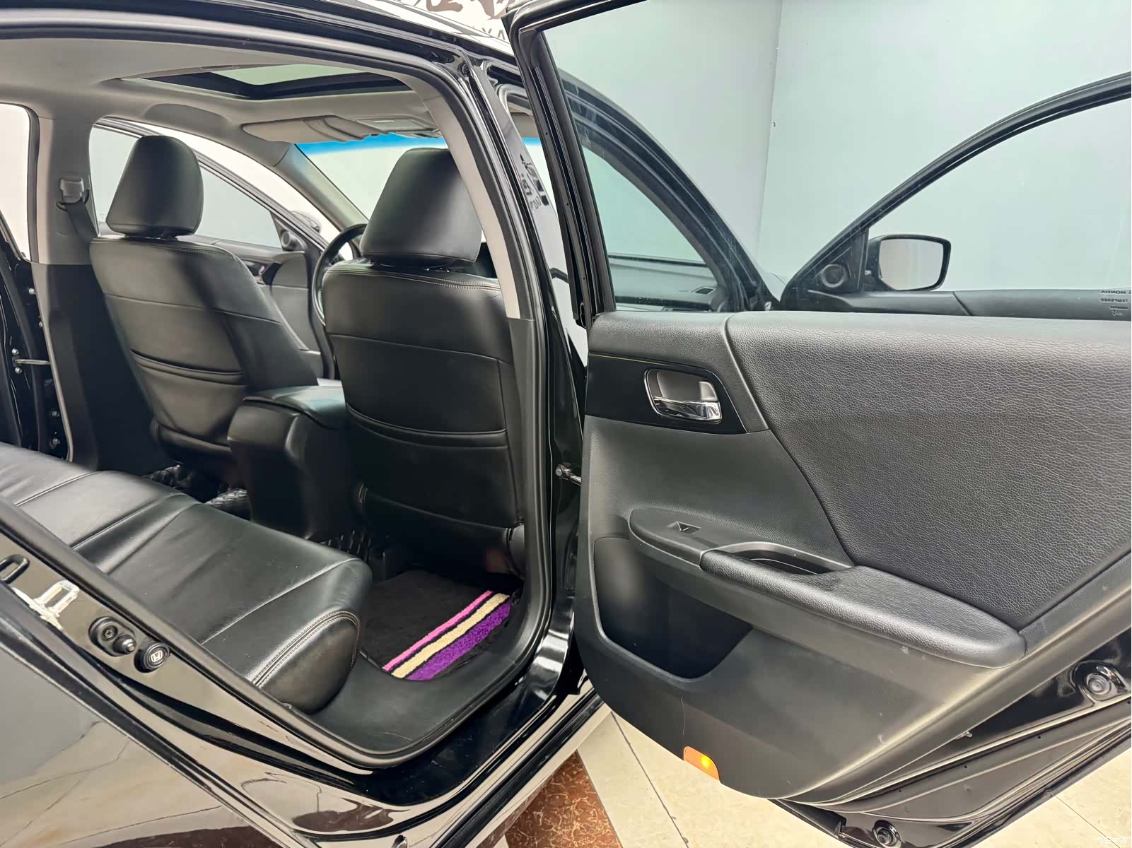 Honda Accord, 2017 11