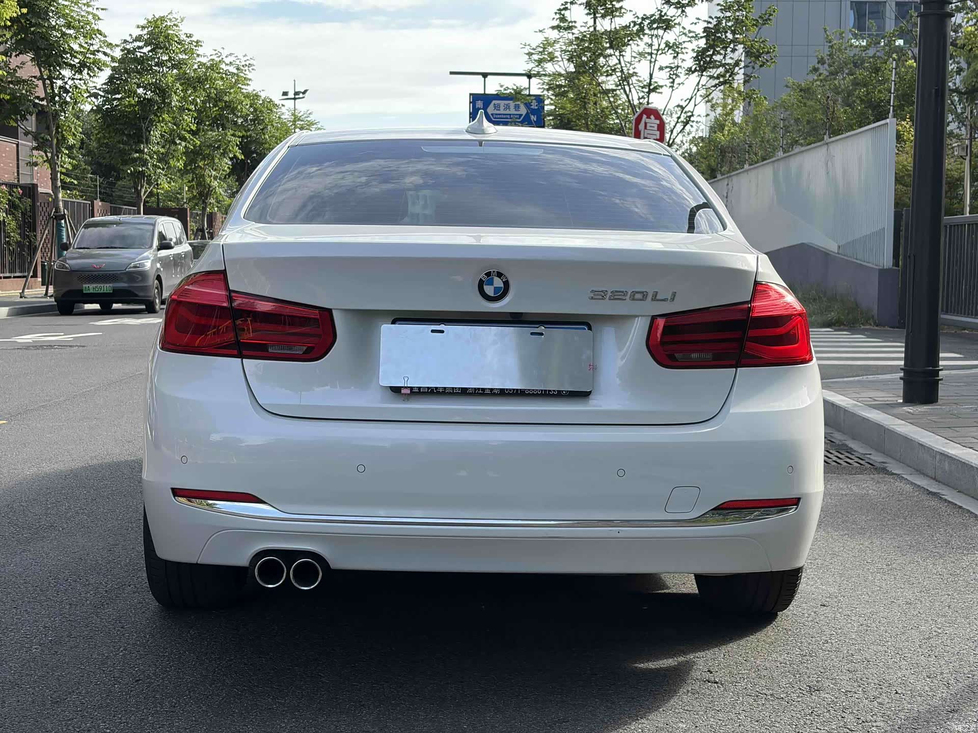 BMW 3 Series, 2017 16