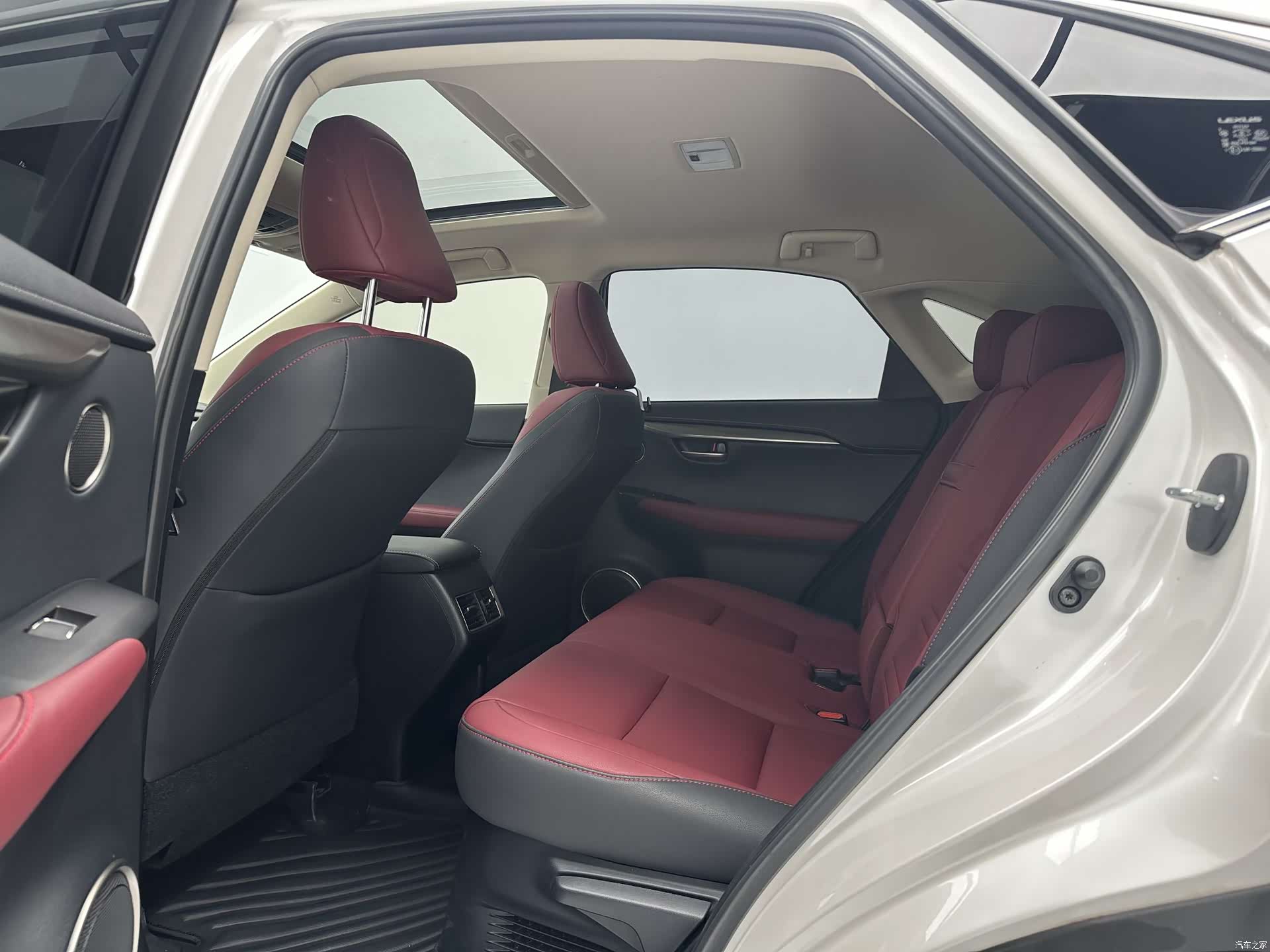 Lexus NX, 2020 6
