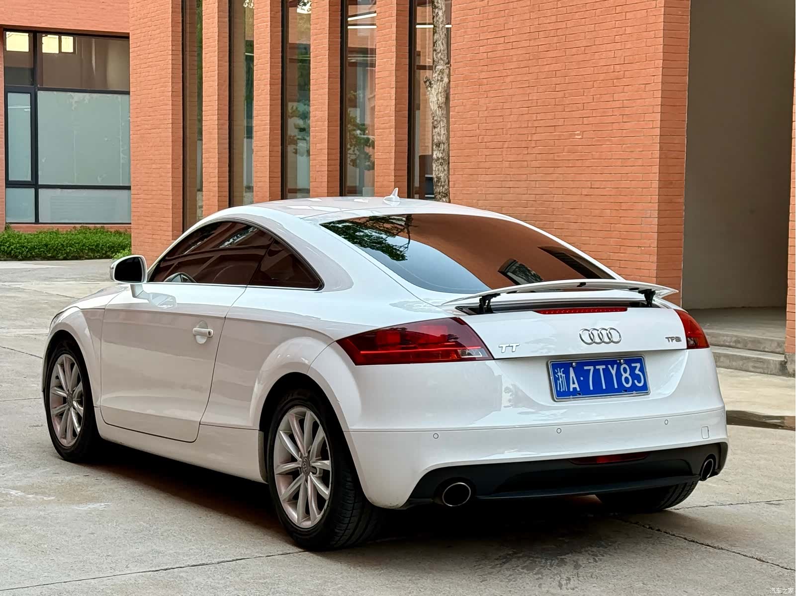Audi TT, 2012 6