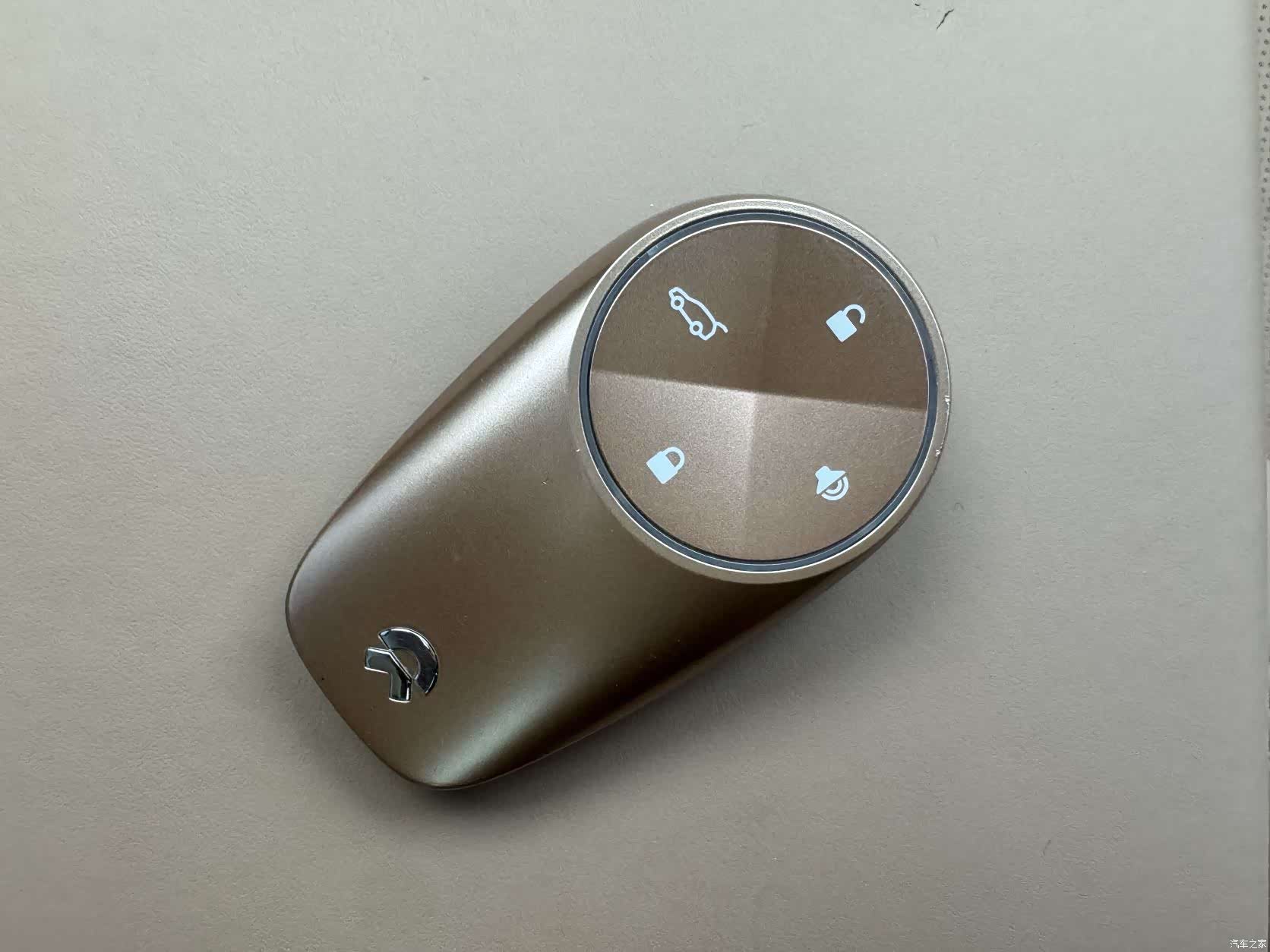 NIO ES8, 2018 9