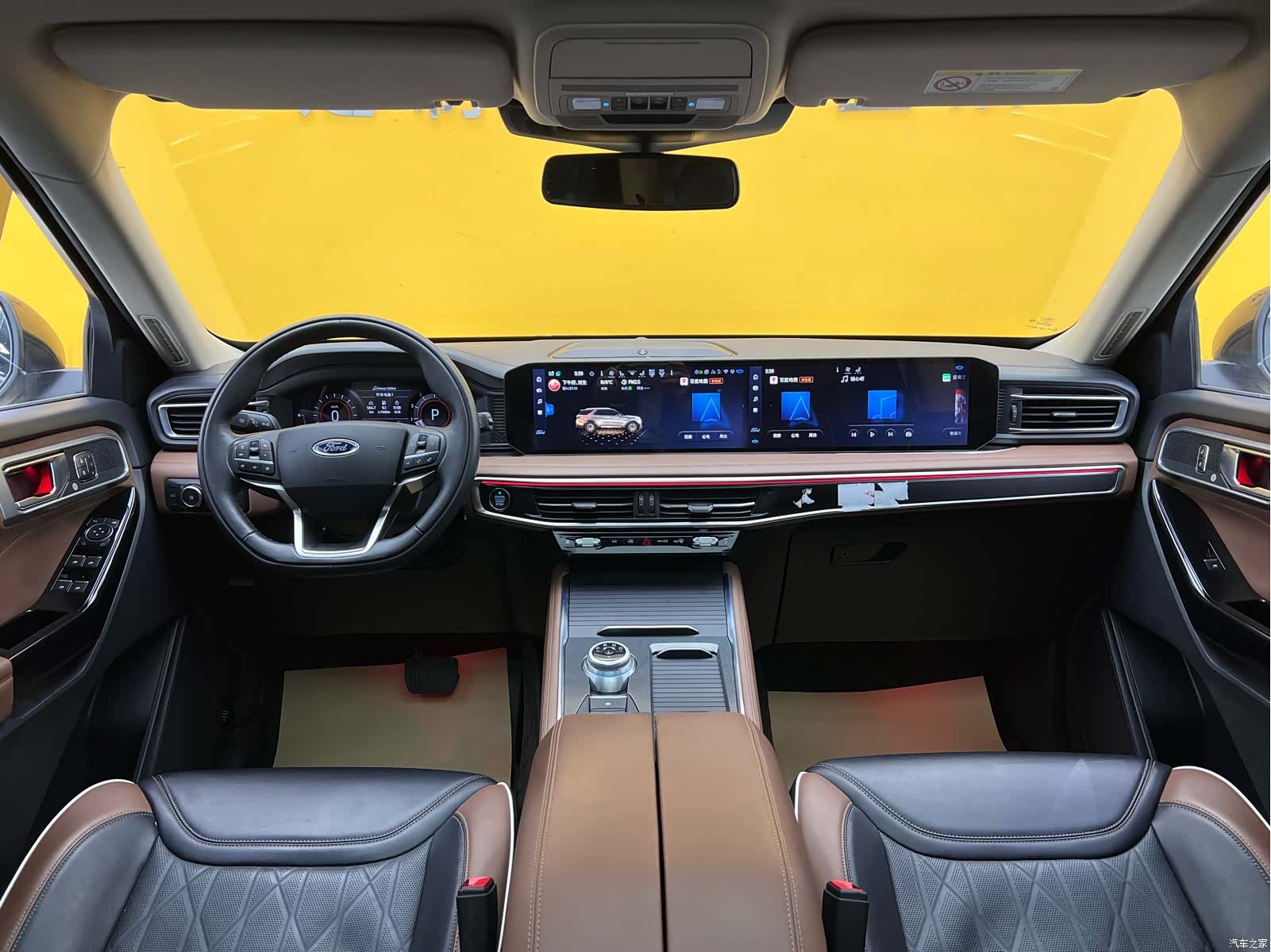 Ford Explorer, 2024 15