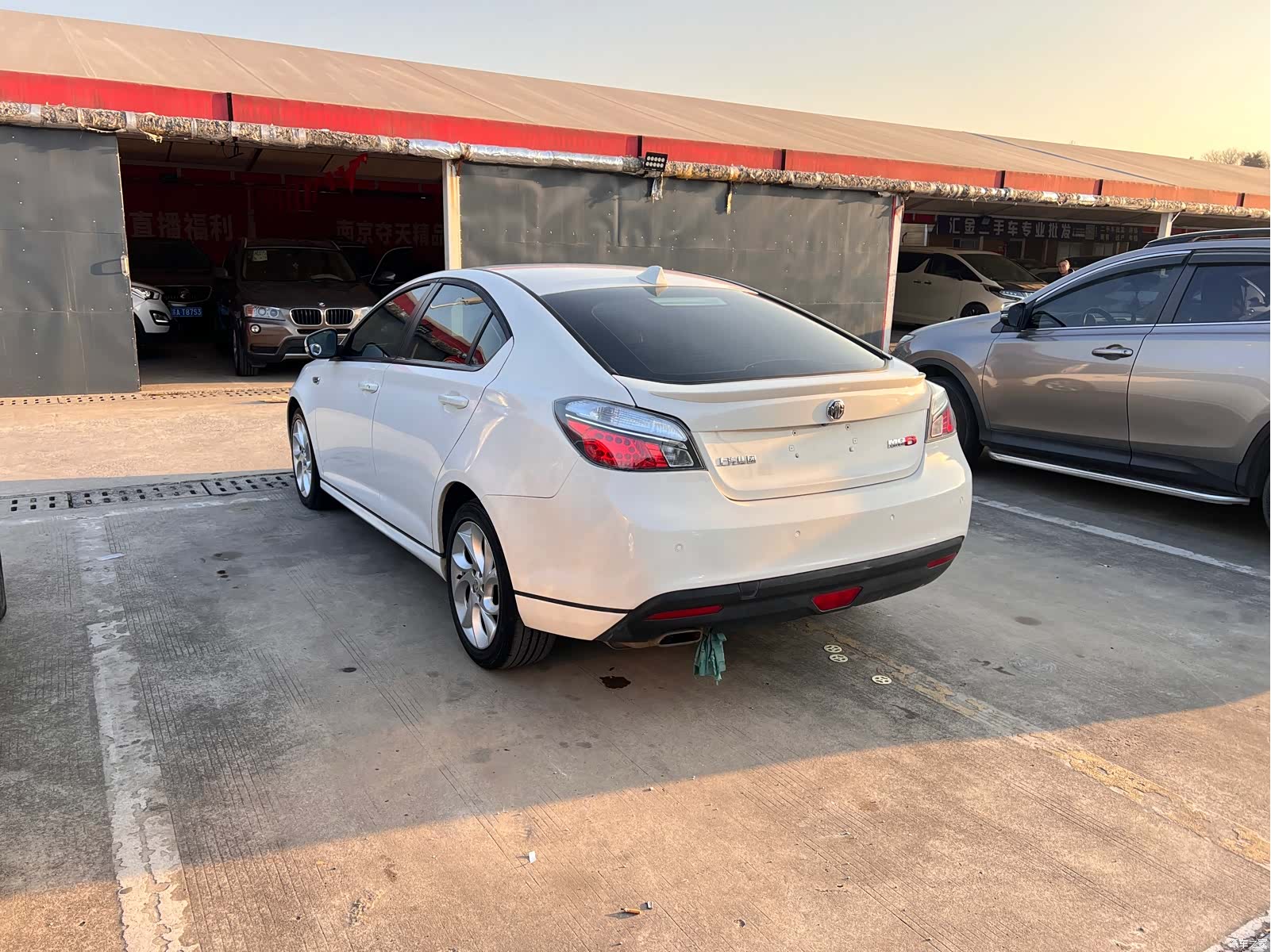 MG MG6, 2015 21