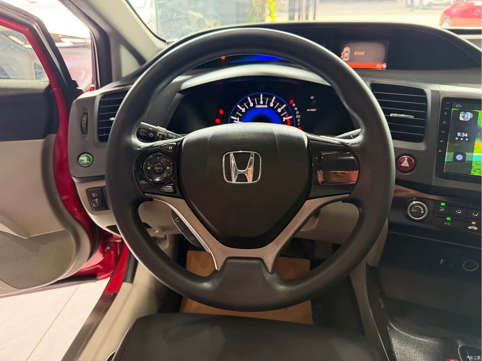 Honda Civic, 2014 9