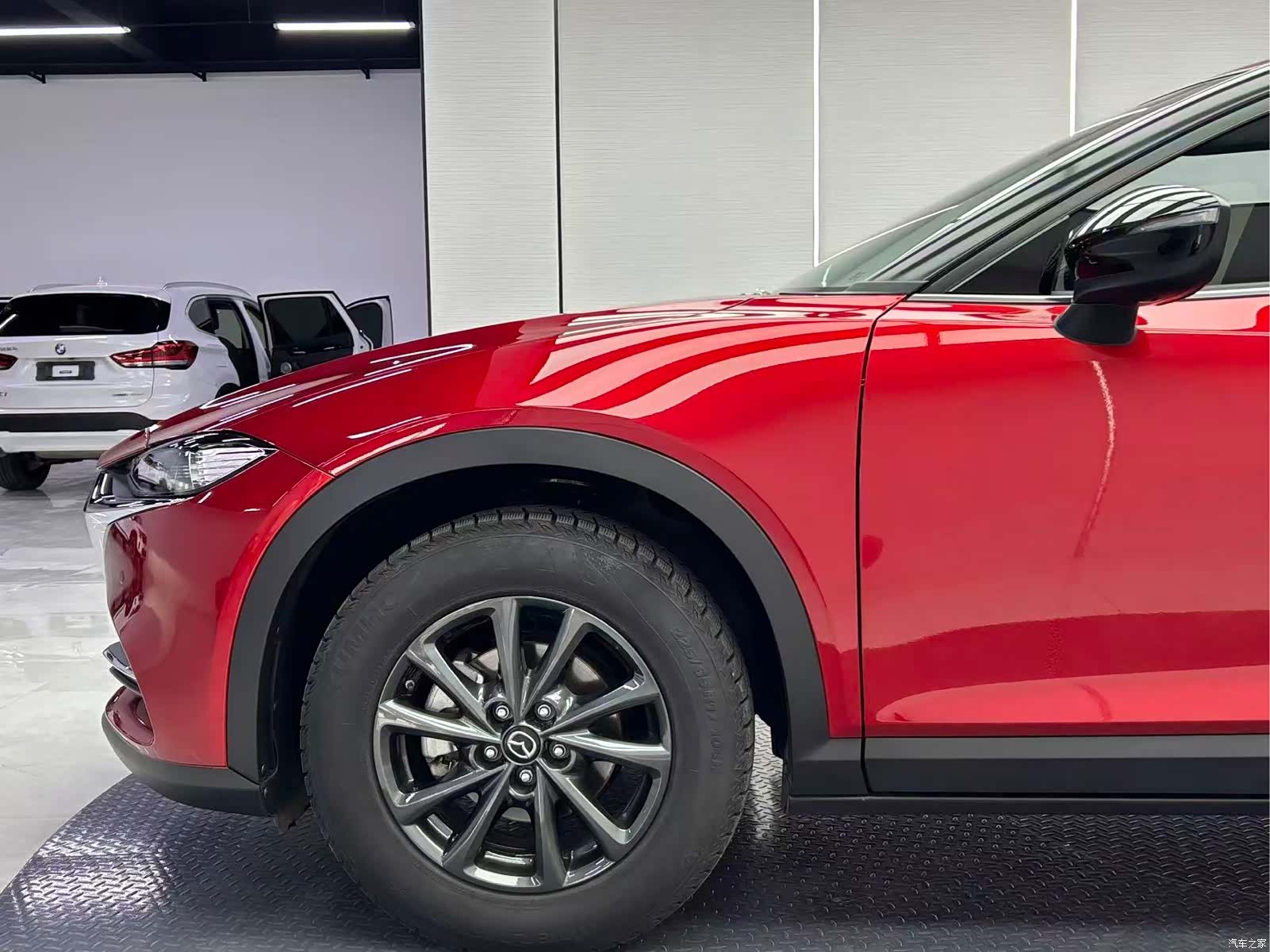 Mazda CX-4, 2023 8