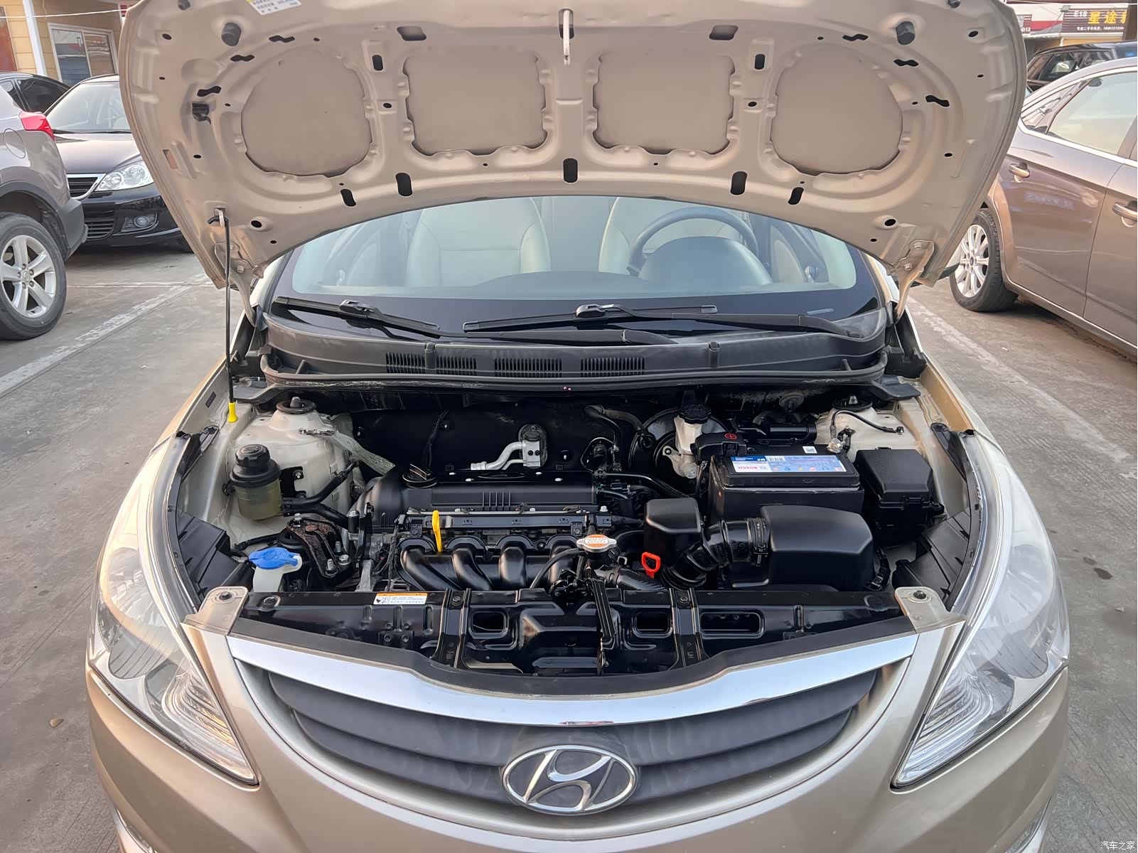 Hyundai GLS, 2014 21