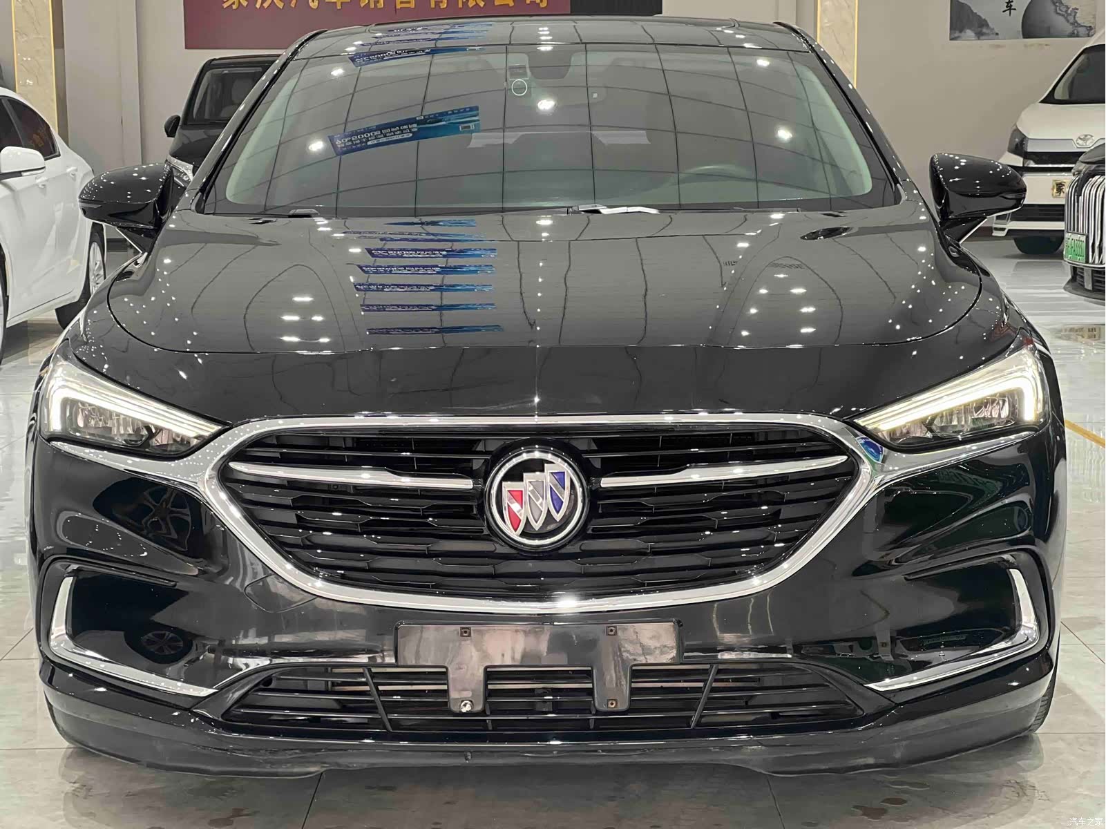 Buick LaCrosse, 2022 2