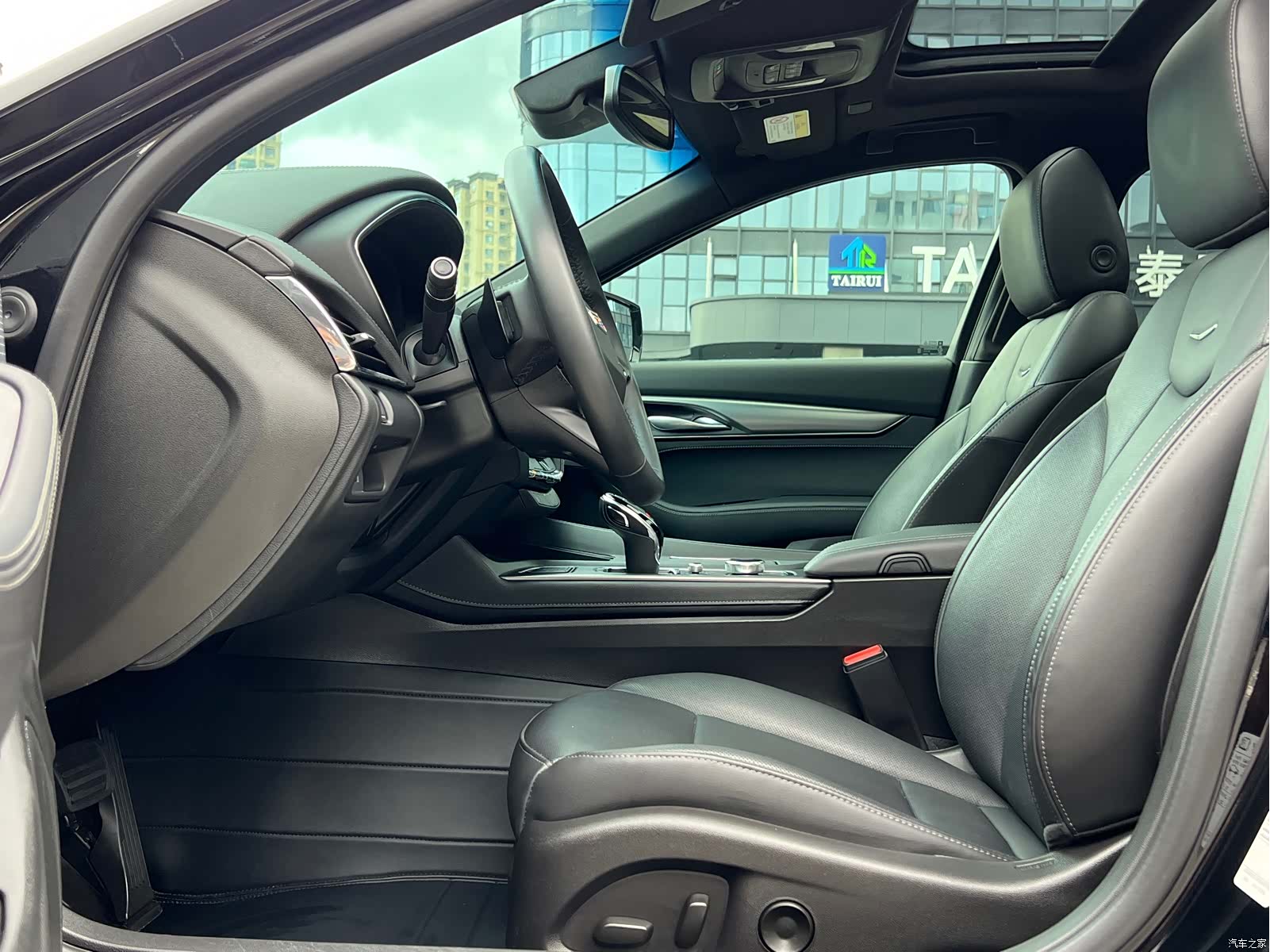 Cadillac CT5, 2023 7