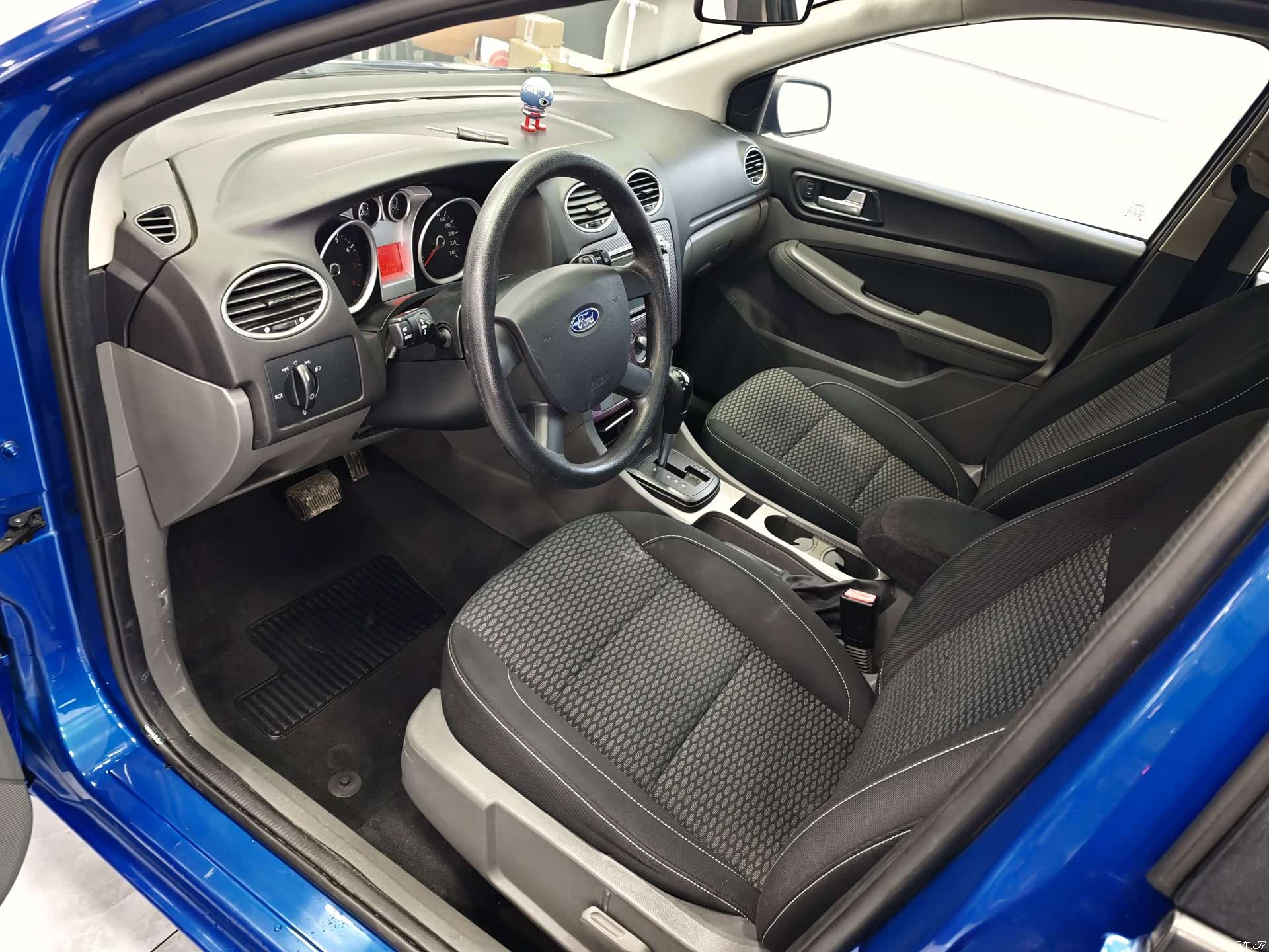 Ford Focus, 2014 15