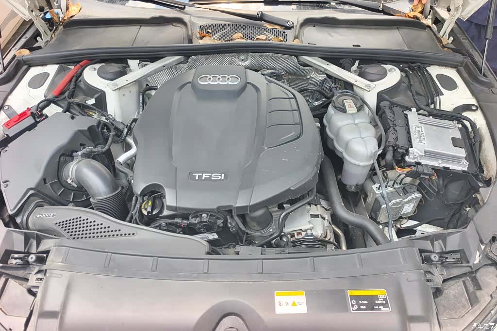 Audi A4L, 2023 10