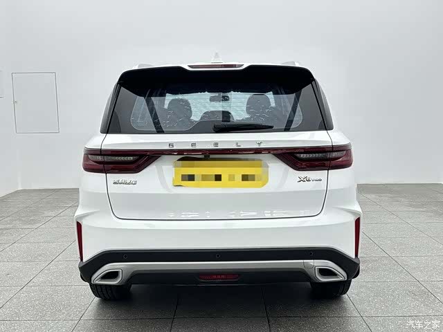Geely X6, 2022 все фото