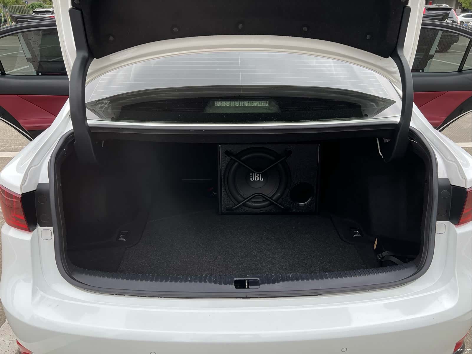 Lexus IS, 2013 13