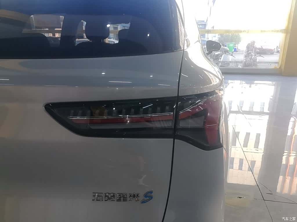 Wuling Starlight, 2024 8