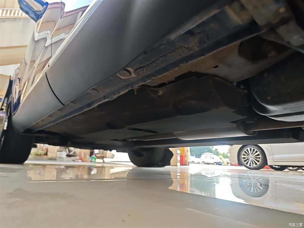Hongqi HS5, 2022 22