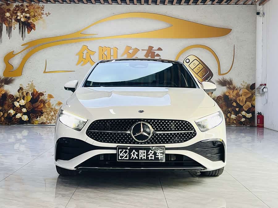 Mercedes-Benz A-Class 2024, фото 2