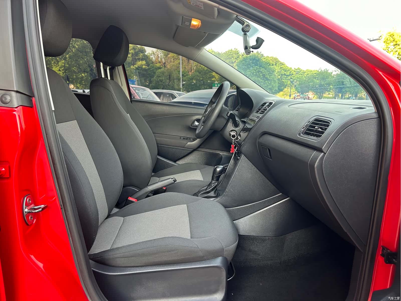 Volkswagen Polo, 2019 6