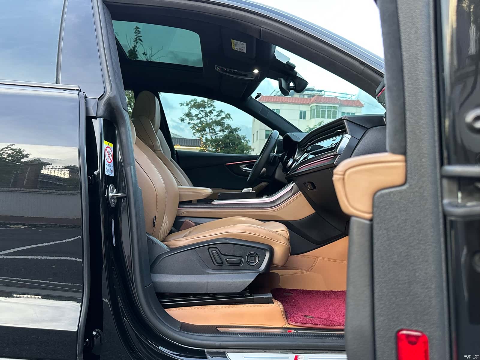 Audi Q8, 2023 19