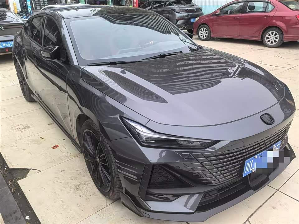 Changan UNI-V