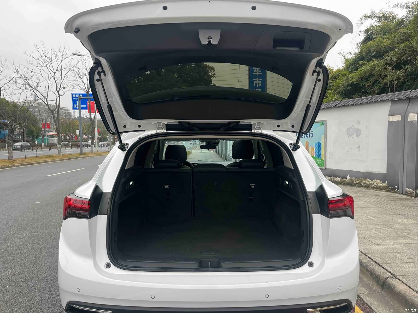 Buick Envision, 2022 13