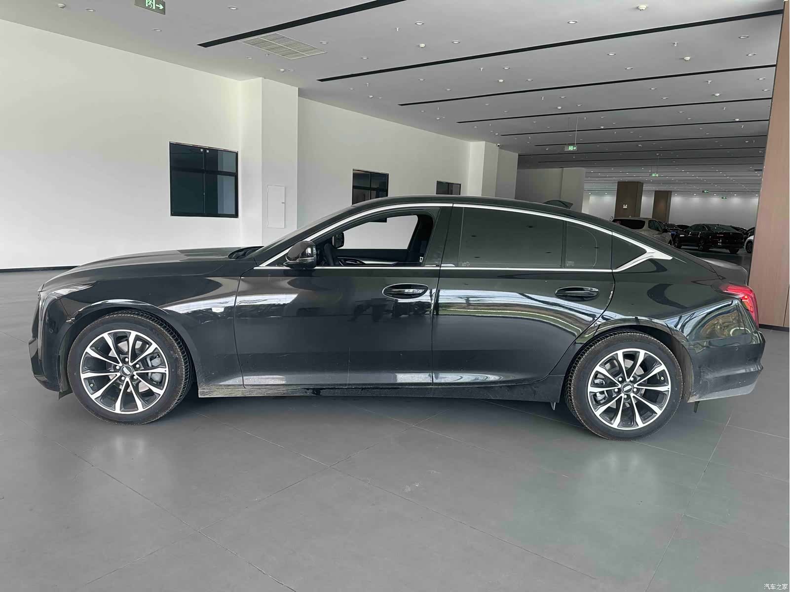 Cadillac CT5, 2026 3